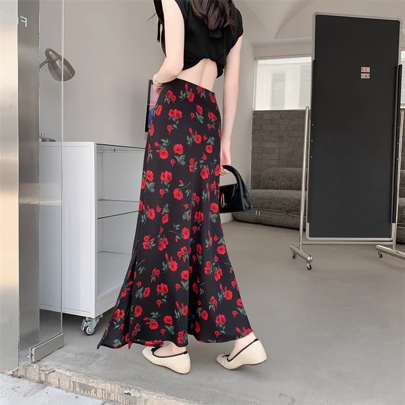 花柄 ファッション バラ舞うマキシスカート