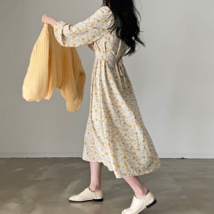 花柄 ファッション 優しい春色 小花柄 スクエアネック ワンピース