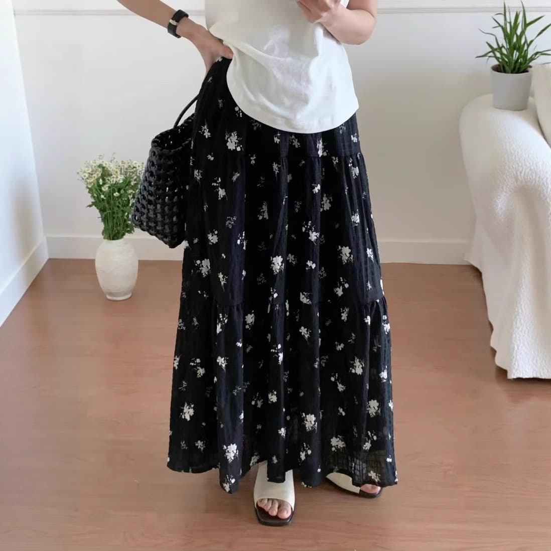 花柄 ファッション 小花散りばめ ティアードロングスカート