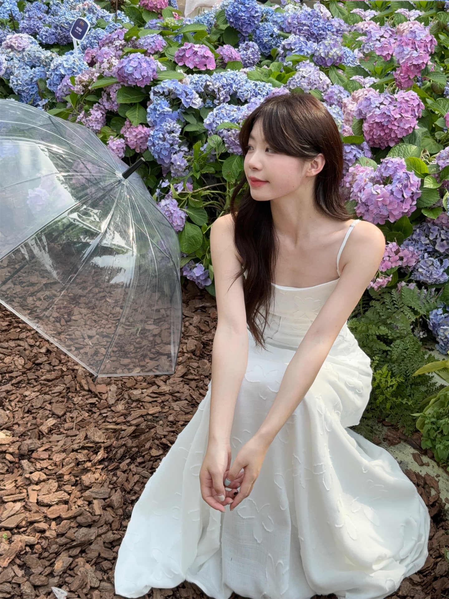 花柄 ファッション 2025年夏 優雅な花模様 キャミソールワンピース