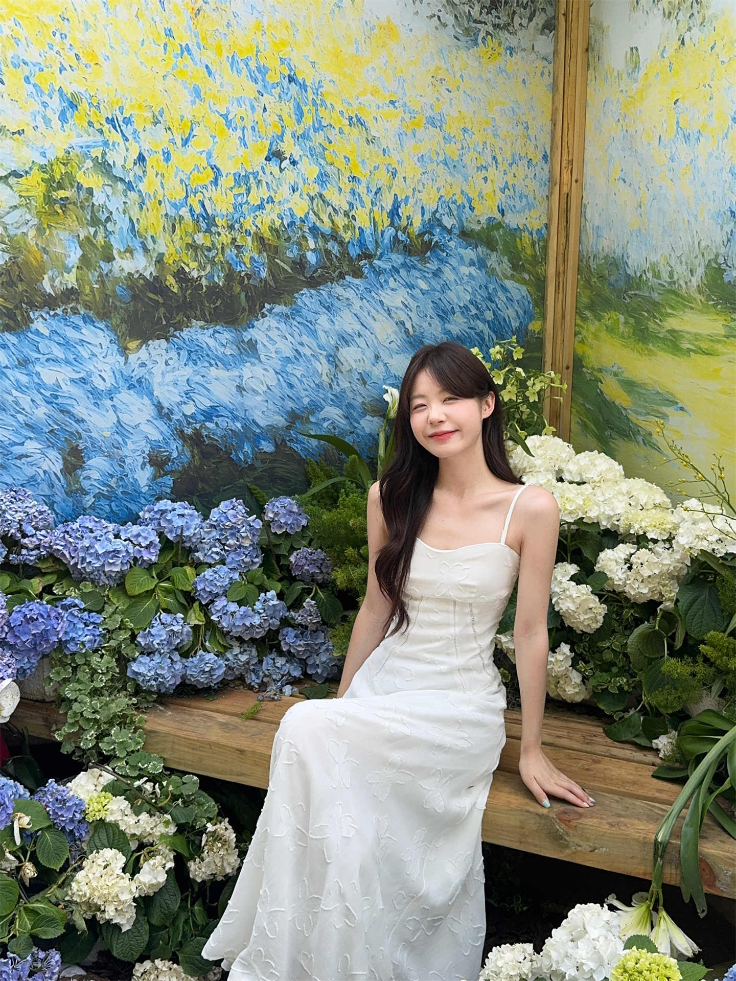 花柄 ファッション 2025年夏 優雅な花模様 キャミソールワンピース