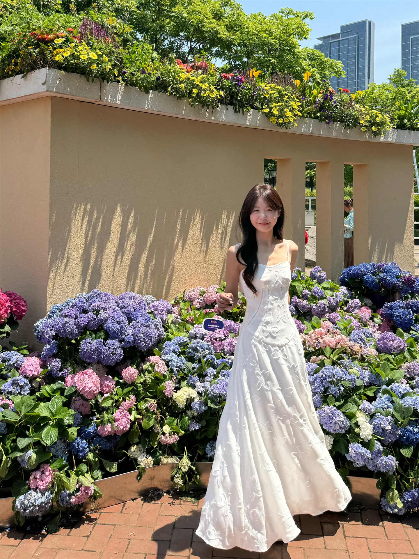 花柄 ファッション 2025年夏 優雅な花模様 キャミソールワンピース