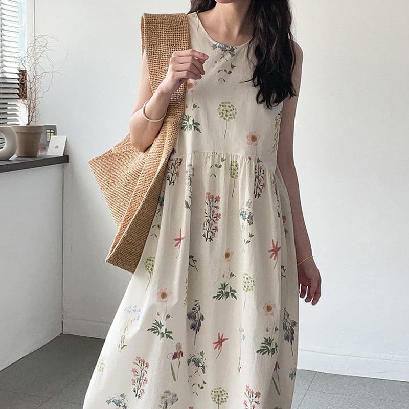 花柄 ファッション 2025年夏 優美な花柄ノースリーブワンピース