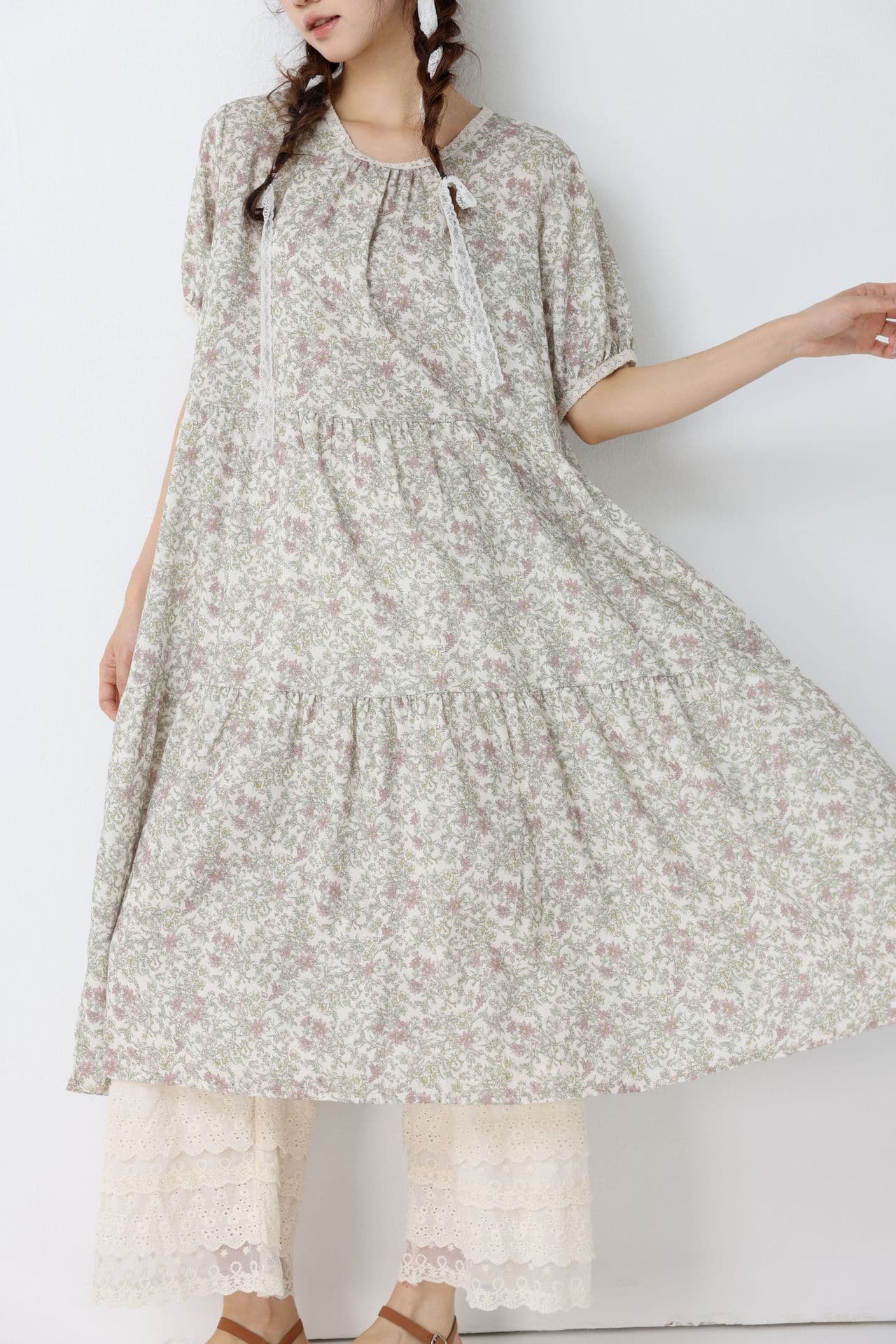 花柄 ファッション 小花模様の優しげティアードワンピース