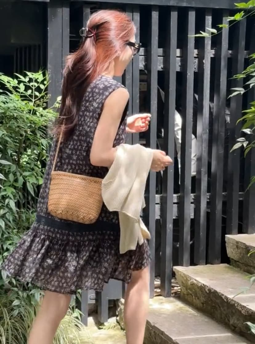 花柄 ファッション 小花柄フリルティアードワンピース
