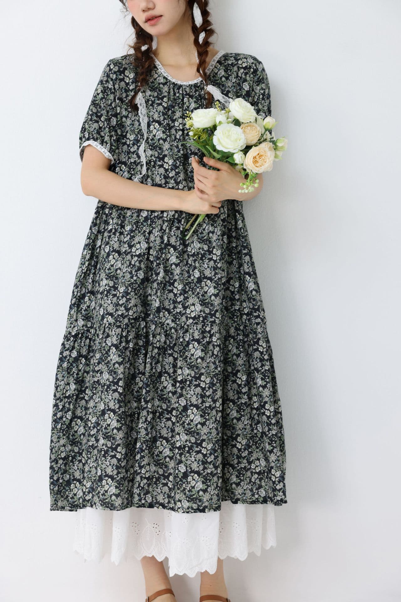 花柄 ファッション 小花模様の優しげティアードワンピース