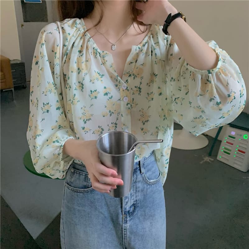 花柄 ファッション パフスリーブ 花柄ブラウス ゆったり着れる シフォントップス