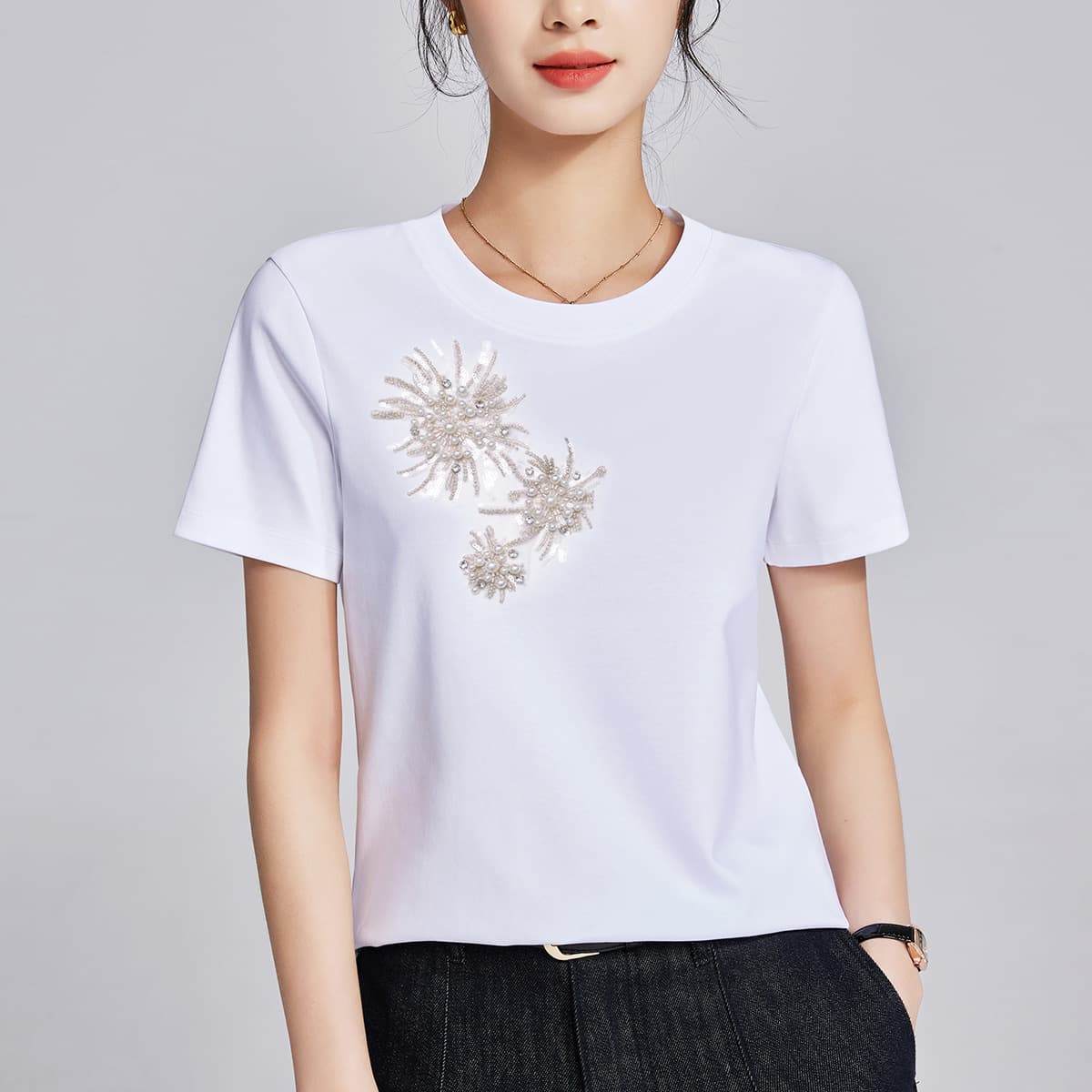 花柄 ファッション 煌めく花火刺繍 上質Tシャツ