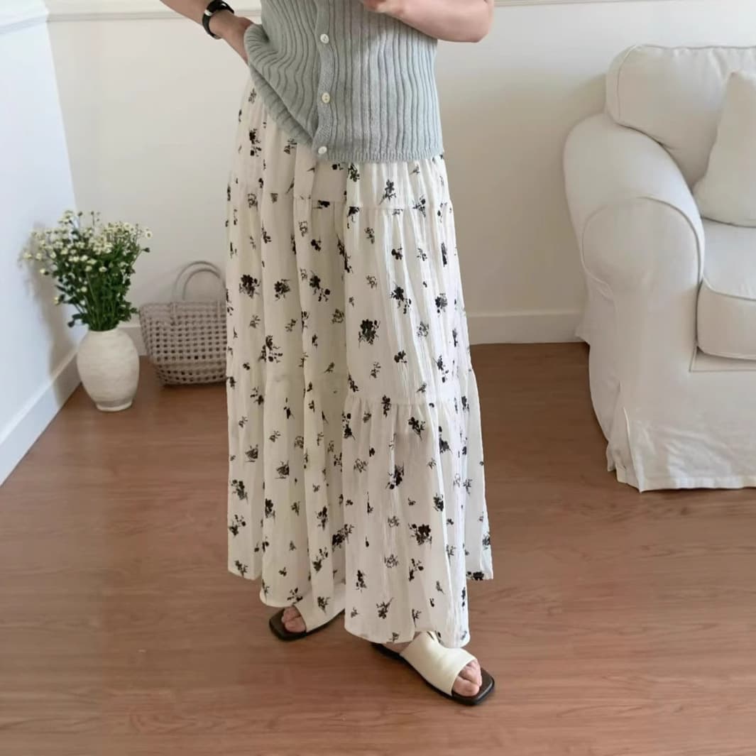 花柄 ファッション 小花散りばめ ティアードロングスカート