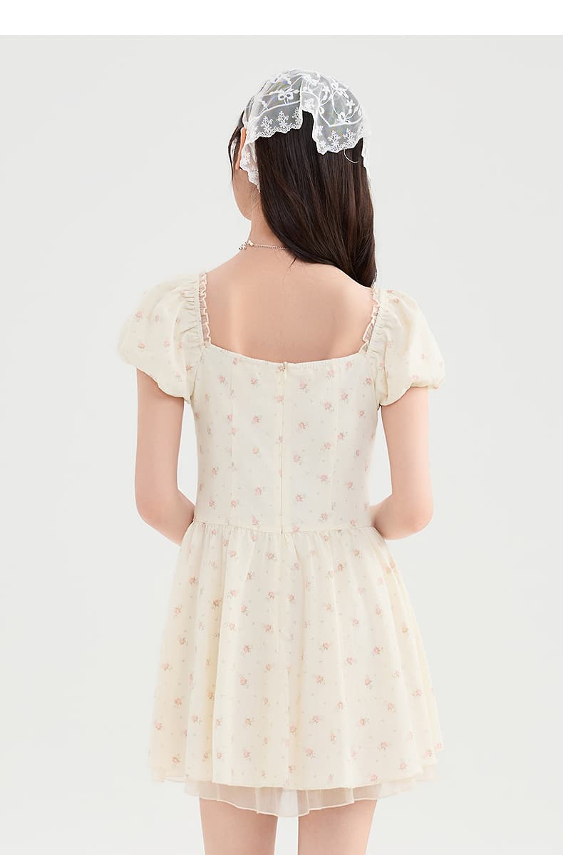 花柄 ファッション 優美な小花ギャザーパフスリーブワンピース