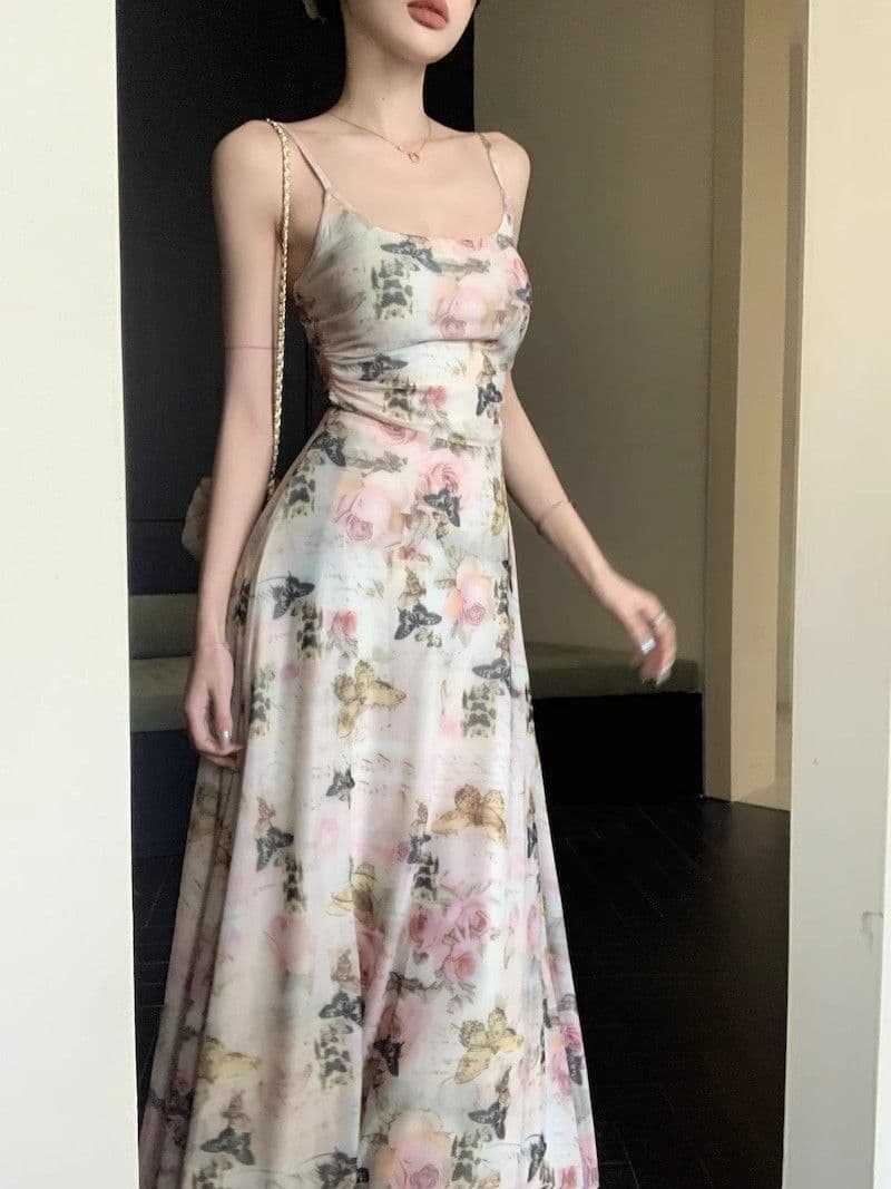 花柄 ファッション 蝶々と薔薇の優美なキャミワンピース